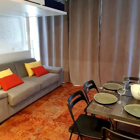 Studio Victoria Surf Vue Ville Avec Piscine * Μπιαρίτζ